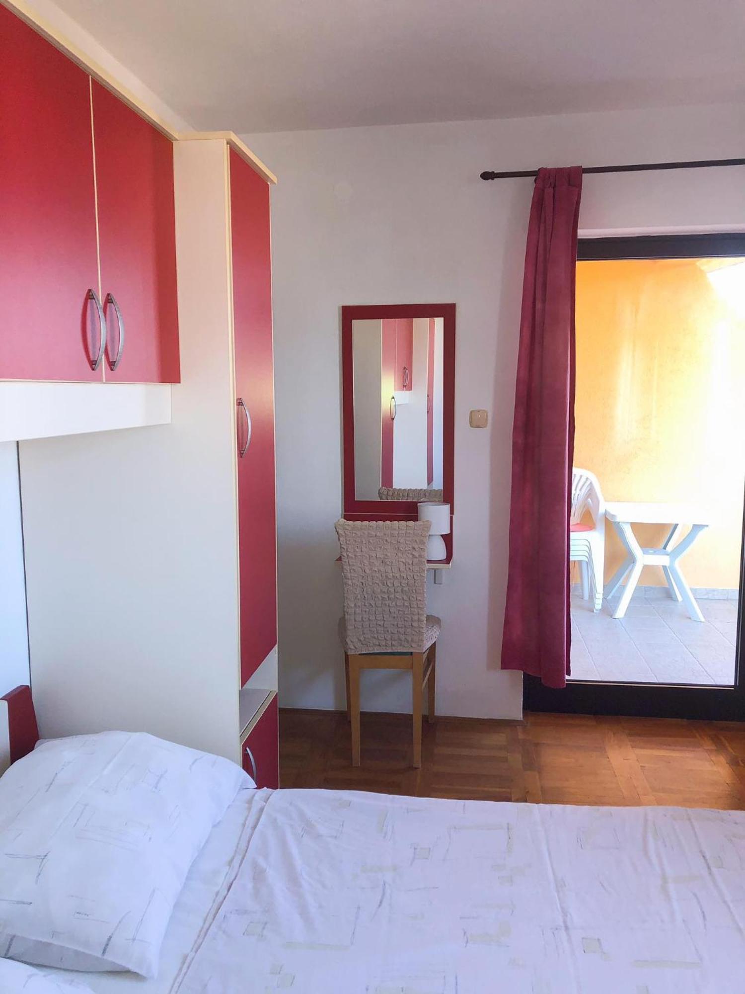 Apartments Damir 2838 Lopar Quarto foto